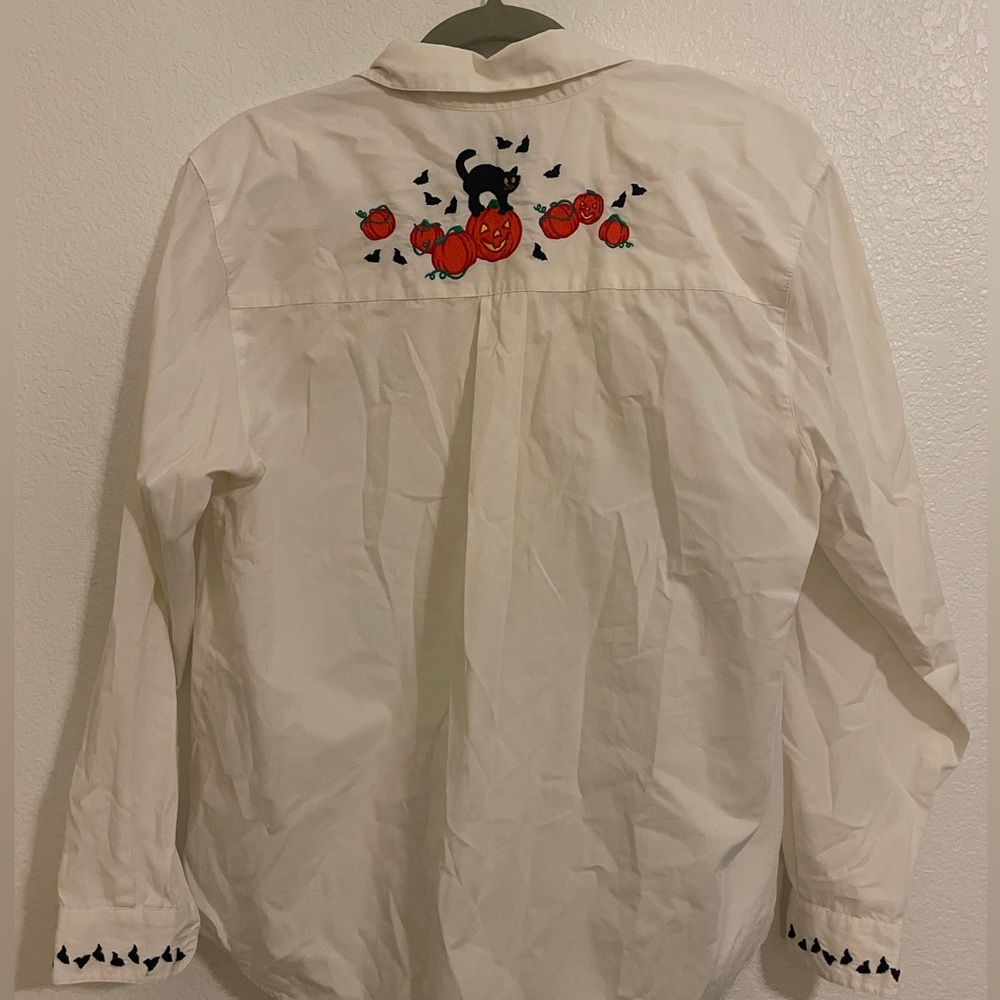 Rare Vintage embroidered Karen Scott Halloween Collar Shirt